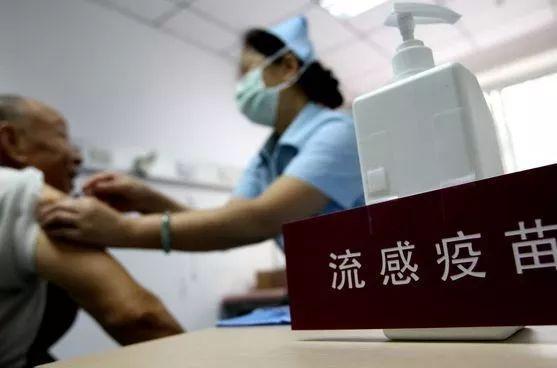 成人打疫苗短视频素材,成人疫苗接种短视频集锦