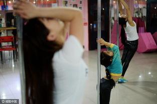 成人高叉钢管视频在线,成人钢管舞视频赏析