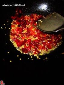 成人吃辣椒视频,成人辣椒食量对决,谁才是辣味王者?