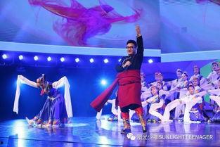 成人舞蹈阳光少年视频,阳光少年成人舞蹈风采展示